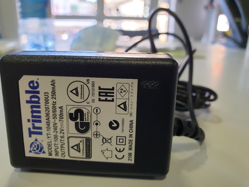 Chargeur de batterie A2G pour laser LL300N